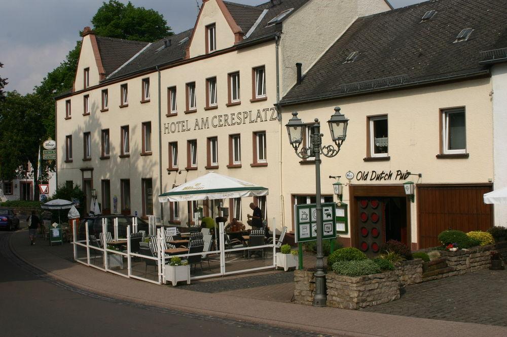 Hotel Am Ceresplatz Manderscheid Exteriér fotografie